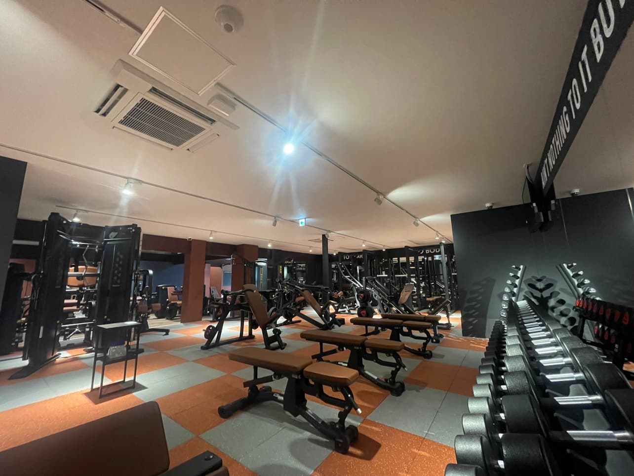 コムタウン岡崎店 店舗写真 4