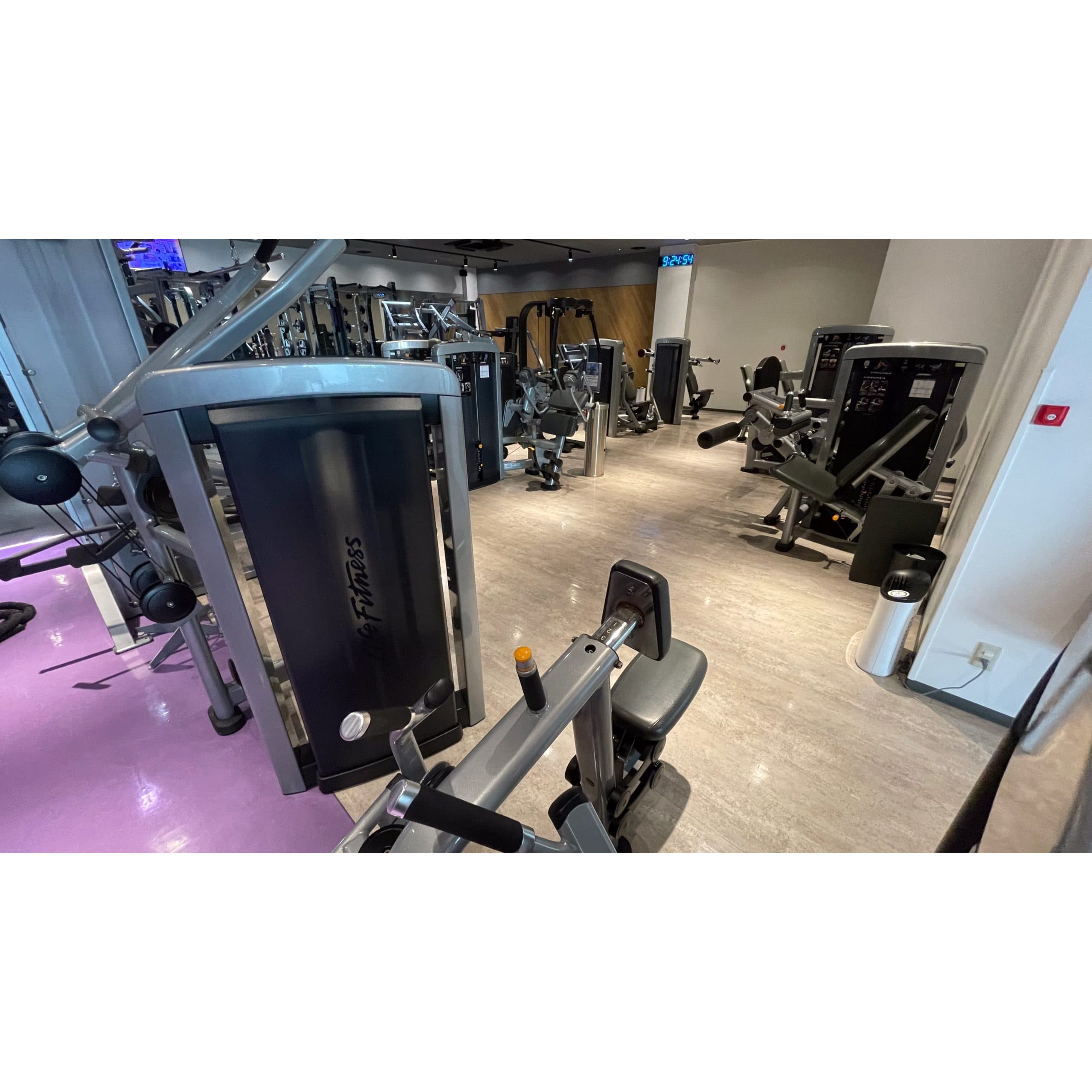 エニタイムフィットネス 大府店の施設写真
