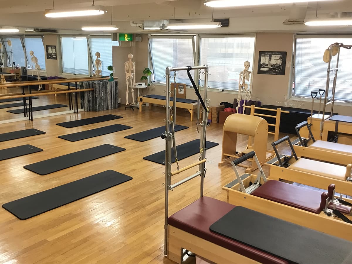zen place pilates ピラティス 江坂スタジオの施設写真