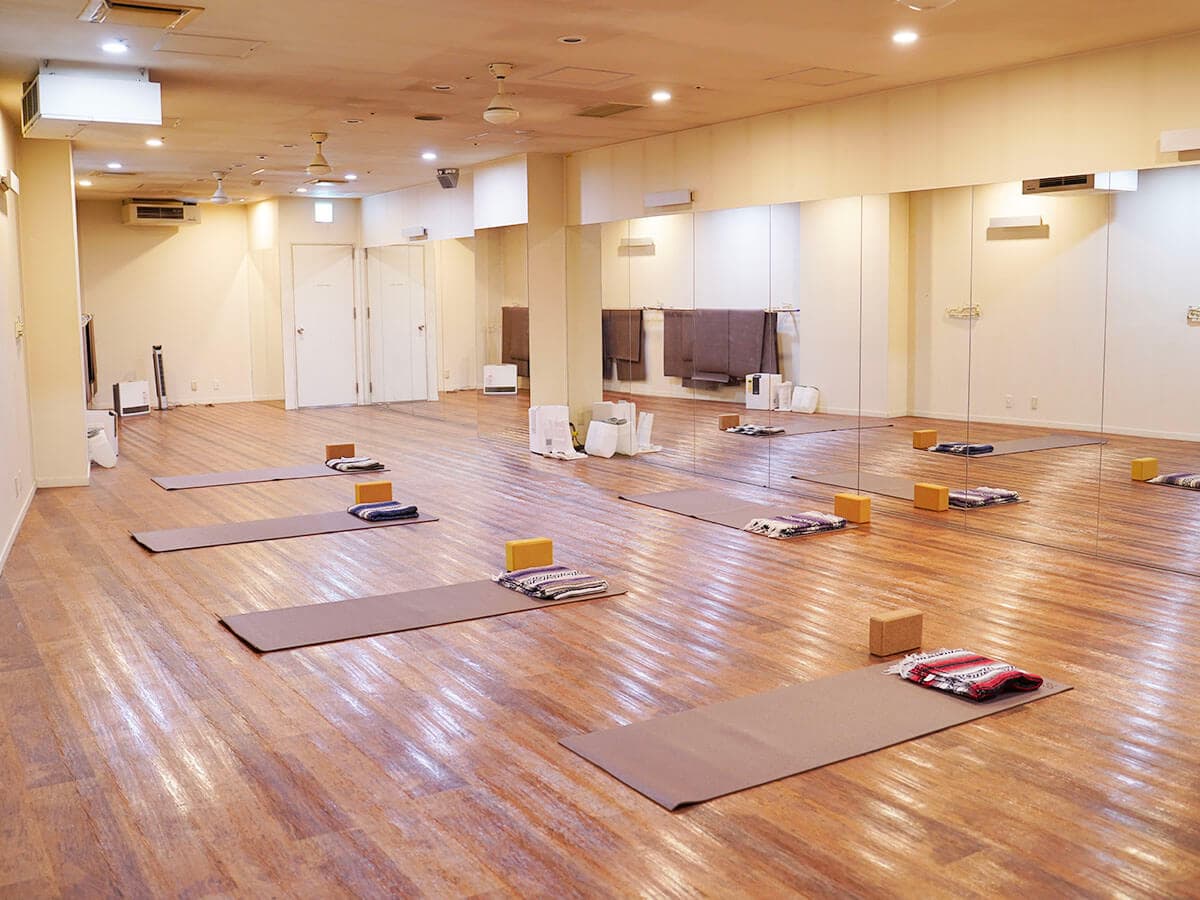 zen place yoga ヨガ 梅田スタジオの施設写真